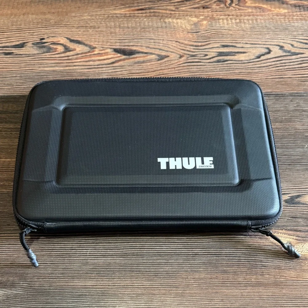 Thule Hard Sided Laptop/Tablet Case